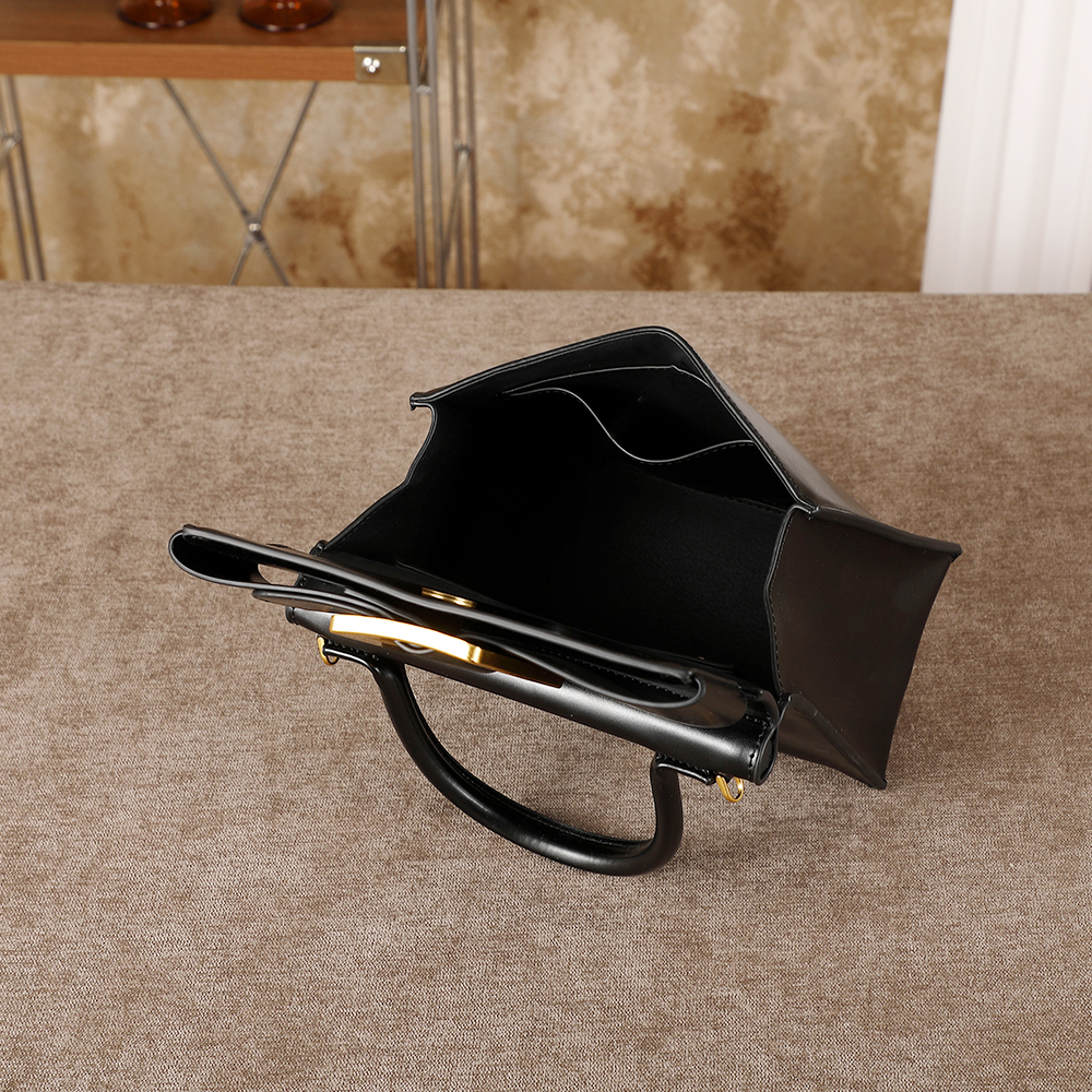 Ladies' handbag, 2026 season n - Interior Design Grid のレビューと価格