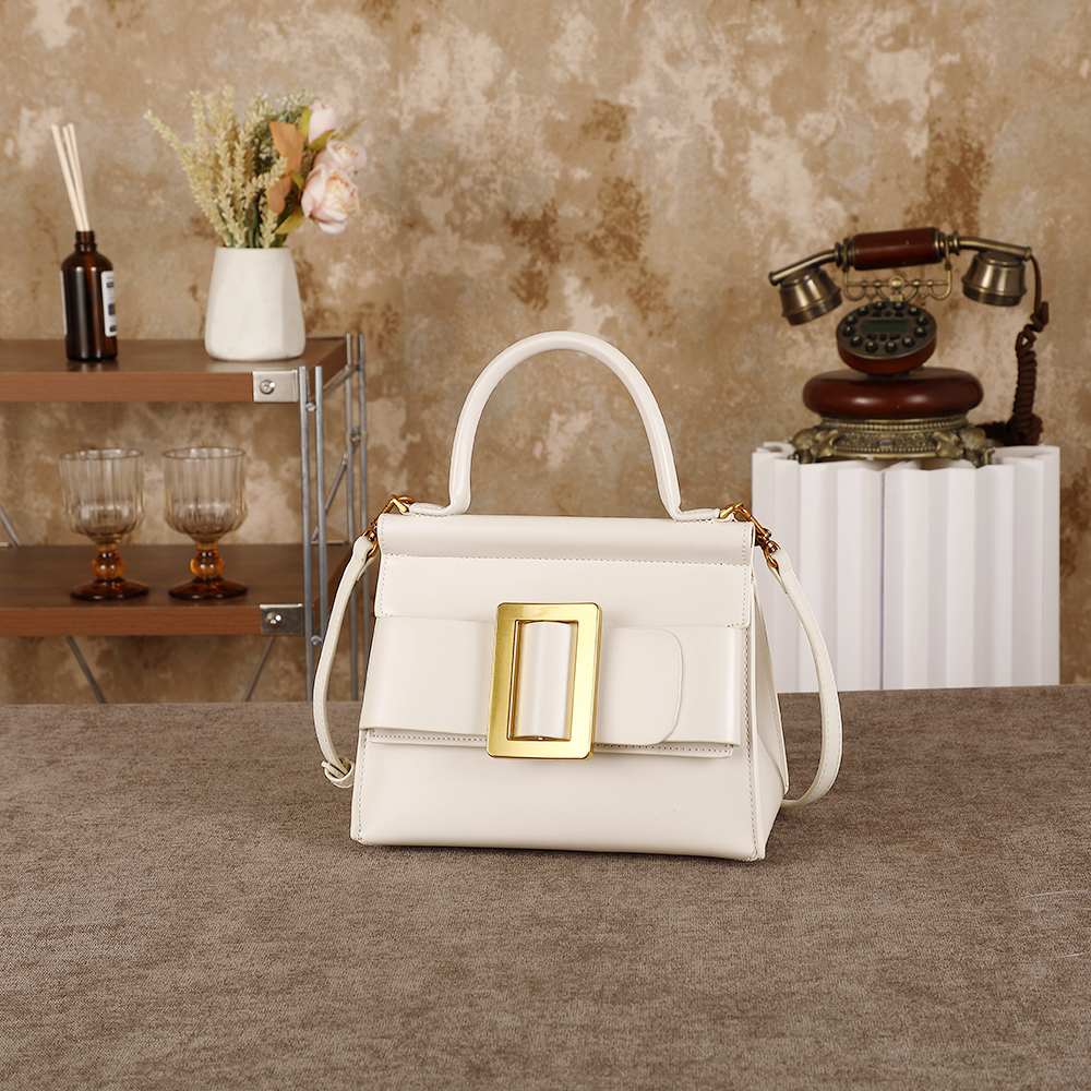 Ladies' handbag, 2026 season n - Interior Design Grid のレビューと価格
