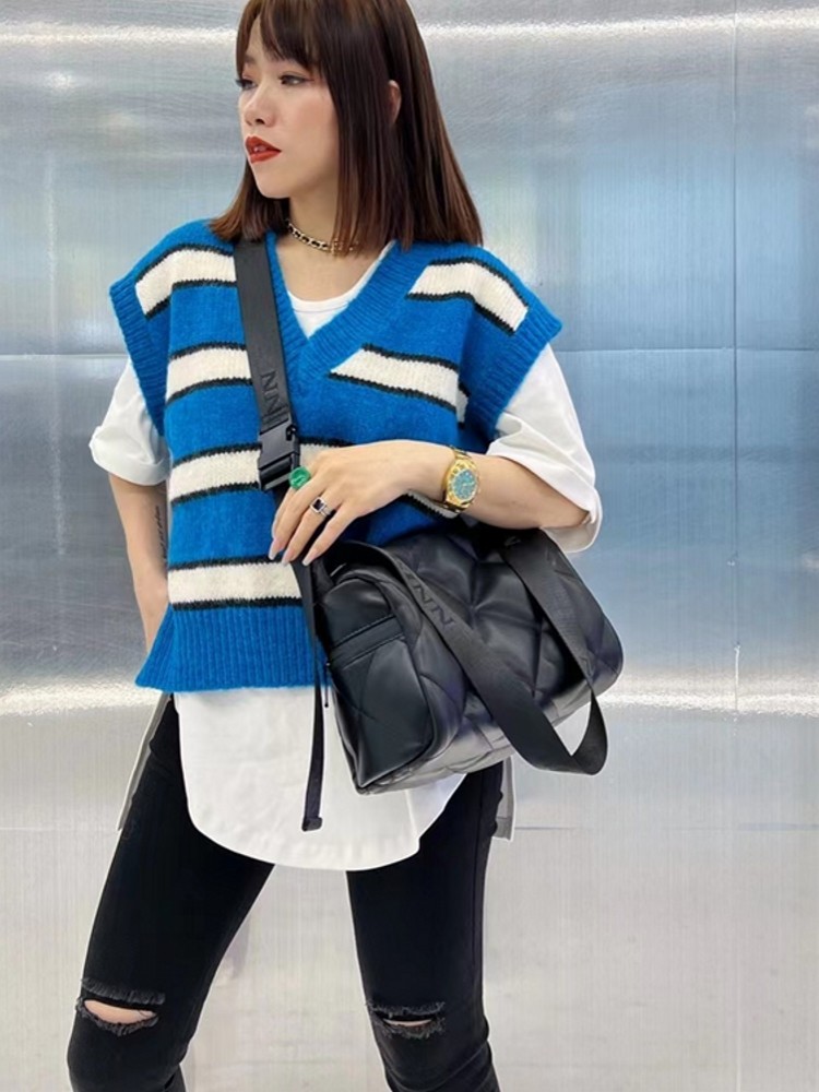 Designer Lady Fashion Zipper D - Interior Design Grid のレビューと価格