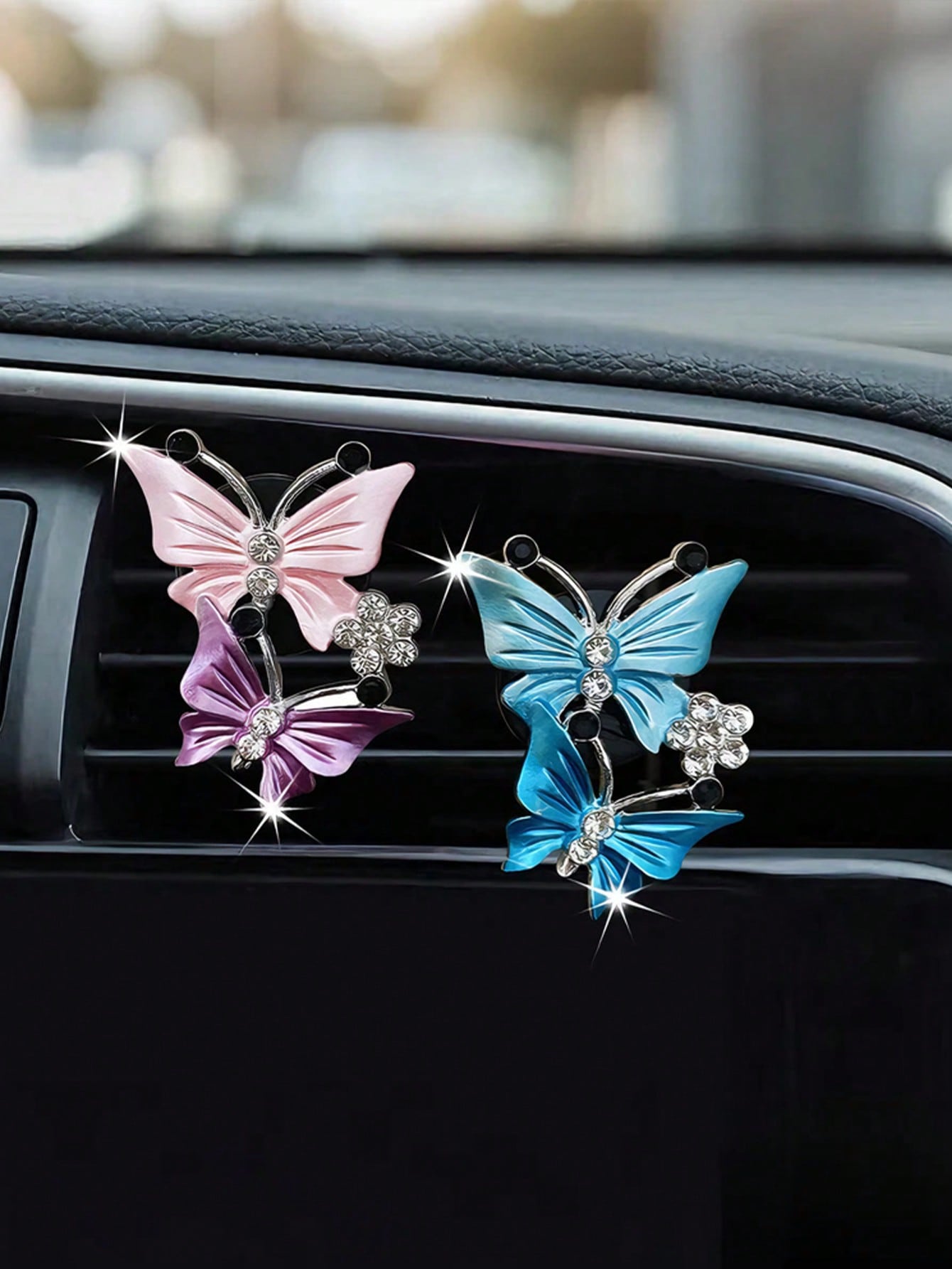 Car Air Vent Butterfly Clip, G - Interior Design Degree のレビューと価格