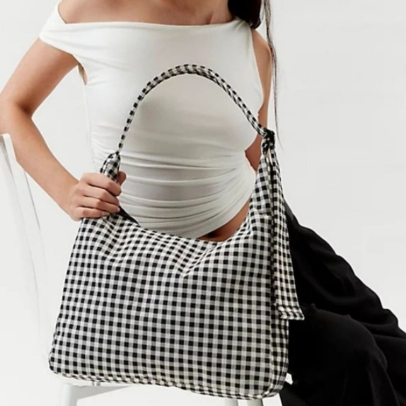 Nylon Women's Shoulder Bag, Br - Interior Design Grid のレビューと価格