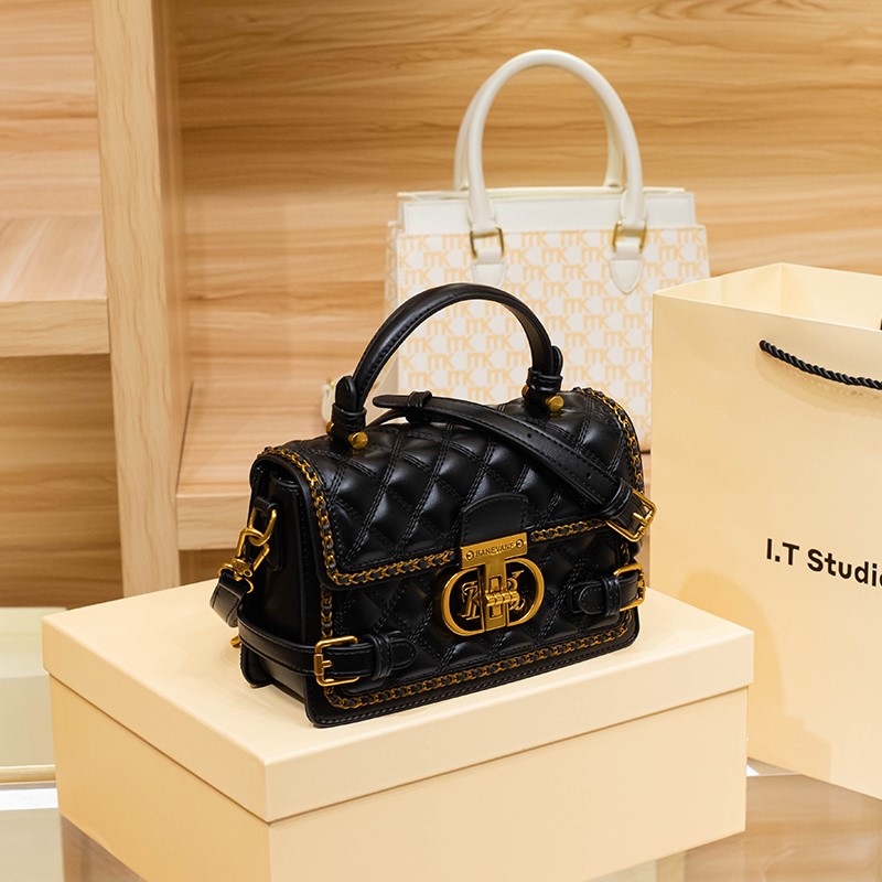 Women's handbag genuine diamon - Interior Design Grid のレビューと価格