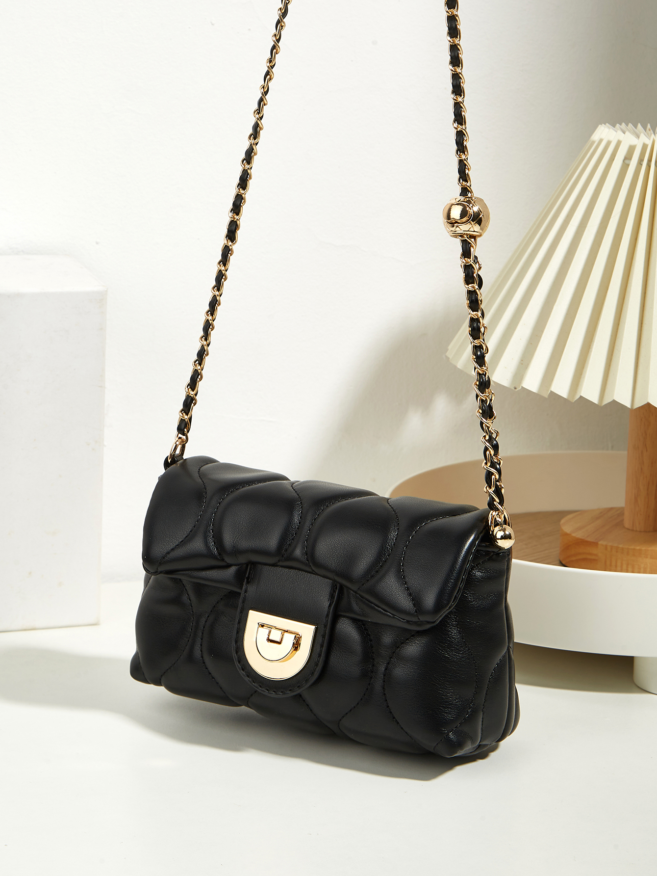 New retro diamond grid quilted - Interior Design Grid のレビューと価格